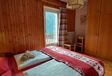 Bytě - San Giovanni di Fassa - Vigo - GENZIANA **** - Photo ID 1906