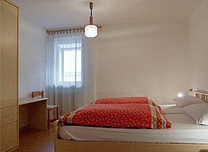 Appartamento a San Giovanni di Fassa - Pozza. CAMERA DA LETTO MATRIMONIALE