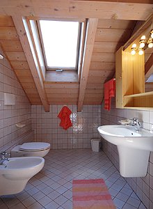 Apartment in San Giovanni di Fassa - Vigo. bathroom