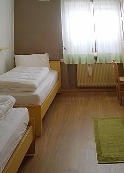 Appartamento a San Giovanni di Fassa - Pera. Stanza con due letti singoli