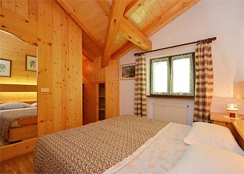 Apartment in Canazei. Same doublebedroom like before.
