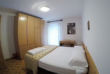 Majon di Roces - Die Zimmer sind gemütlich und ruhig, mit Balkon uns schöner Aussicht auf die Dolomiten.