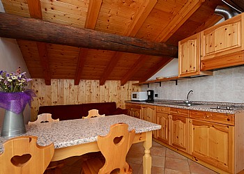 Apartment in Mazzin di Fassa - Appartamento A - Photo ID 5093