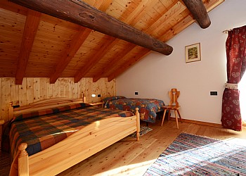 Apartment in Mazzin di Fassa - Appartamento A - Photo ID 5094