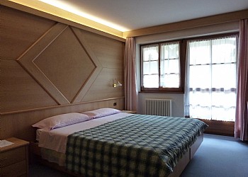 Appartamento a Campitello di Fassa. App. nr. 1 (Trilo 6)  - Camera da letto.