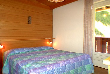 Appartamento a Moena. Appartamento tipo 2 40 mq. al 2° piano:
la camera da letto con balcone