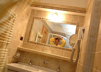 Residence a Moena. bagno