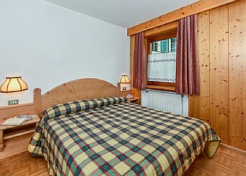 Ciasa Lino Apartments - 