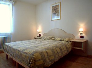 Cèsa Ciapià - Bedroom of apartment nr. 2