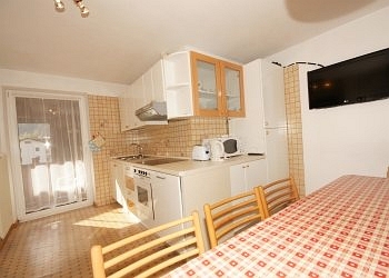 Apartment in San Giovanni di Fassa - Pozza - BUFFAURE - Photo ID 698