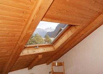 Appartamento a San Giovanni di Fassa - Pozza. Visuale dalle due camere matrimoniali.