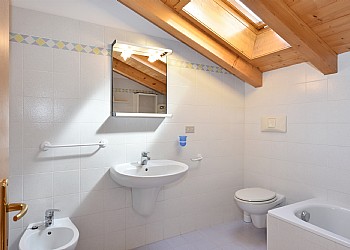 Appartamento a San Giovanni di Fassa - Vigo. BAGNO