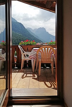 Apartment in Mazzin di Fassa - Appartamento A - Photo ID 8072