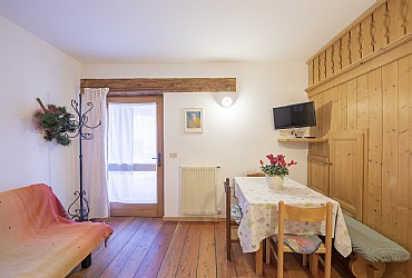 Appartamento a Campitello di Fassa - El Tobià - ID foto 8076