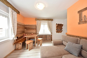 Apartment in Campitello di Fassa - Favè 2 - Photo ID 8187