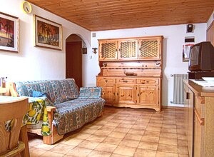 Apartamncie - San Giovanni di Fassa - Vigo. Se trata de un apartamento de 4-6 camas, compuesto por dos habitaciones, dos servicios, cocina-salón.