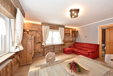 Apartment in Campitello di Fassa - Favè 1 - Photo ID 8202