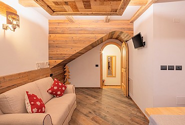 Appartamento a Campitello di Fassa - El Tobià - ID foto 8441