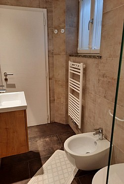 Apartment in Soraga di Fassa. One of the two baths