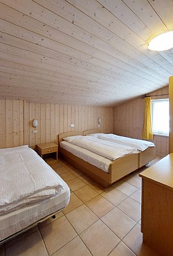 Apartment in San Giovanni di Fassa - Pozza - Catinaccio - Photo ID 8860