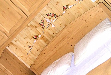 Chalet Tobià de Vale - Schlafzimmer mit Doppelbett