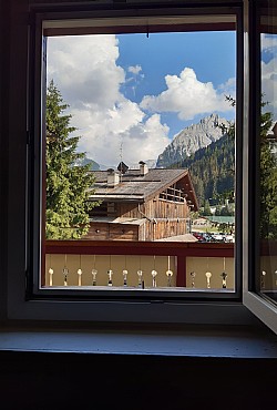 Appartamento a Canazei. Veduta panoramica dalla 