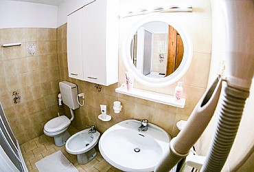 Apartment in Campitello di Fassa - Appart. 1 - Photo ID 9410