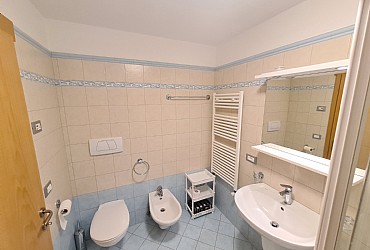 Apartment in San Giovanni di Fassa - Pozza - Sas da le Doudesc - Photo ID 9571