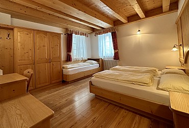 Apartment in Canazei - Val Contrin - Photo ID 9684